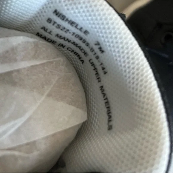 New Baretraps Nishelle Sneakers with Rebound Technology - Picture 11 of 11